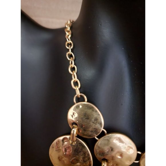 The Sak multiple size layered moon circle necklace - Picture 6 of 6